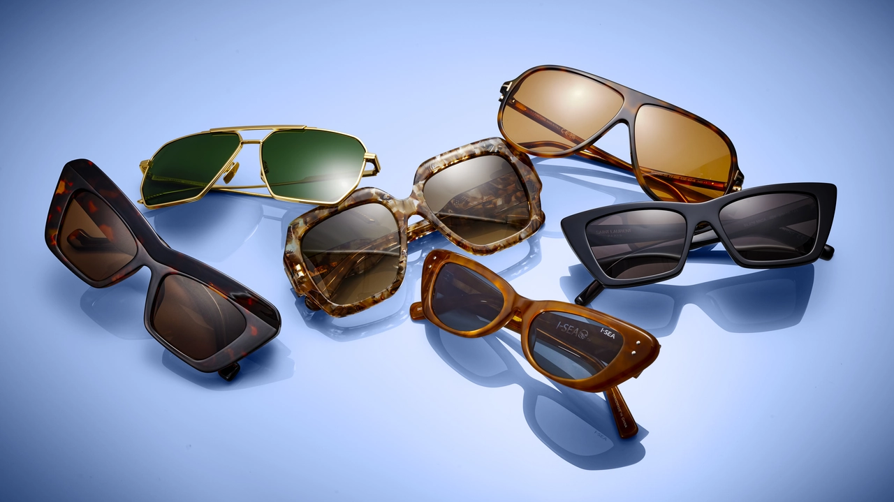 The 10 Best Sunglasses for Your Face Shape - Buy Side from WSJ